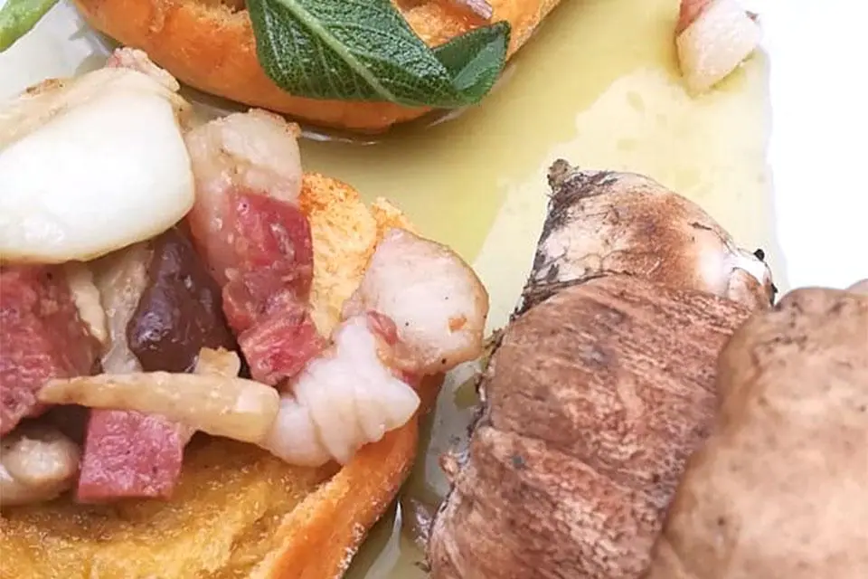 Funghi porcini golosi, un prosciutto degno di loro e la Rossella nuova