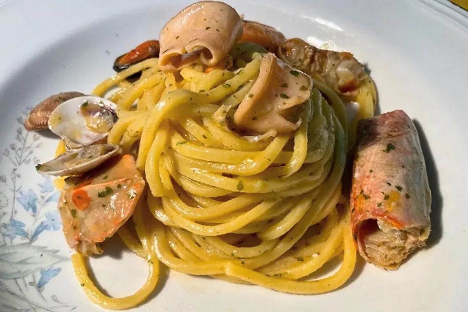 Il sugo di pesce è di Beatrice Ragusa...