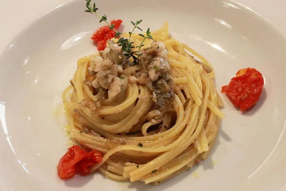 Ma di chi è questa linguina?