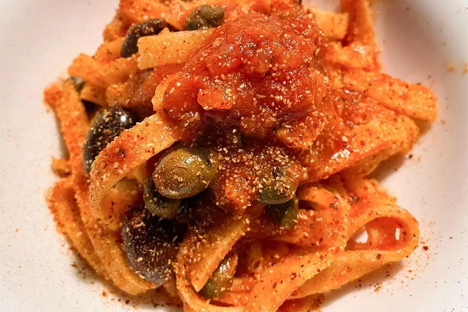 Ancora una sfida per l'indomabile tagliatella...