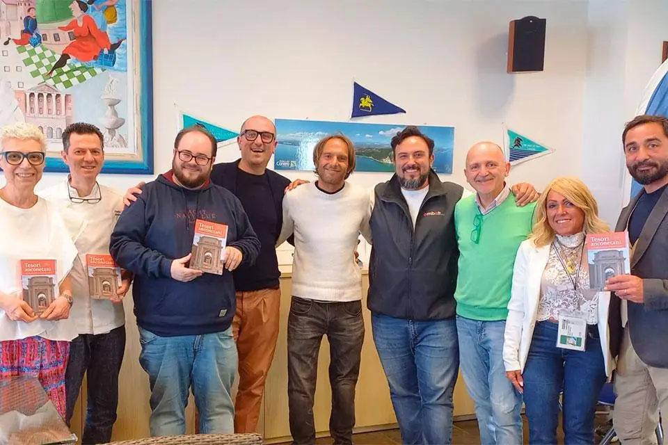 Tanti amici per la bella Ancona