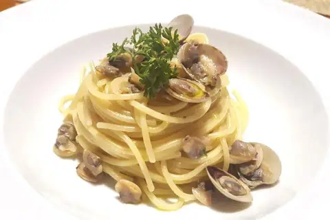 Dal Folie di Lecce gli spaghetti 'verdi' di Antonio Raffaele