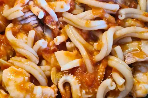 Dove compra il pesce Valeria Gordini?