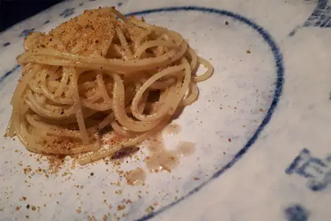 Spaghettini con bottarga all'Armagnac