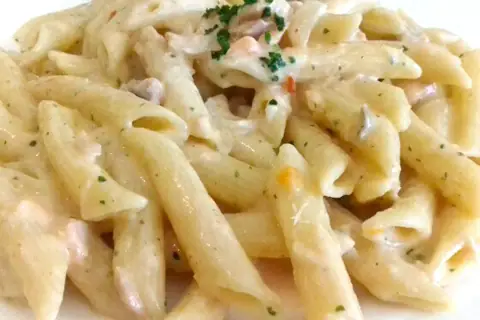 Penne panna e salmone, un cult rivalutato da Francesco Poliandri