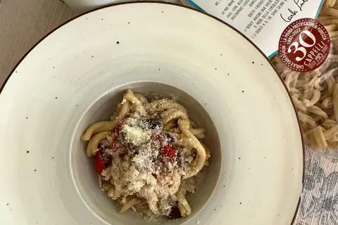 Caserecce con Melanzane e Pomodorini
