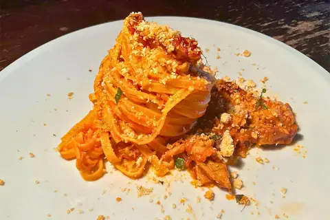 Tagliolini all'uovo con la mitica 'muddica'
