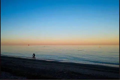 Un giro in bici all'alba?