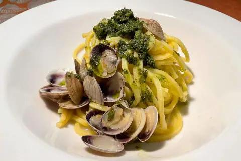 Pesto e vongole? Perché no?
