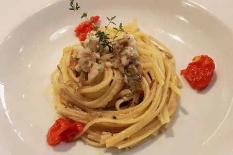 Ma di chi è questa linguina?