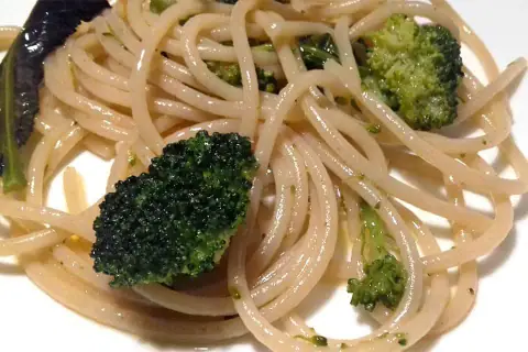 25 anni di Cappelli! Oggi, a Casa Latini, con i broccoli dell'orto e trombolotto