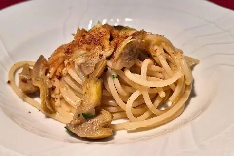 Spaghetti Cappelli, carciofi e bottarga