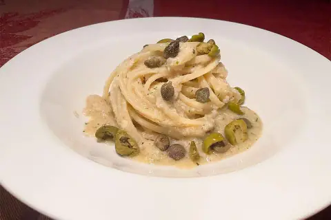 Ragù di seppie e coda di rospo