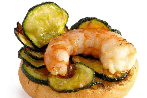La Rossella con gamberi e zucchine