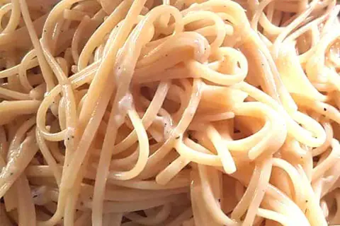 Le Ricette degli amici, ancora cacio&amp;pepe, ma per Alessandra Beretta con le trenette