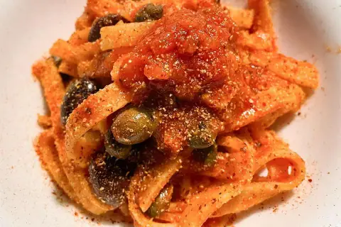 Ancora una sfida per l'indomabile tagliatella...