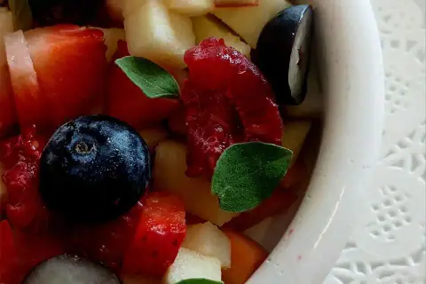 La Macedonia al ristorante? Perché no?