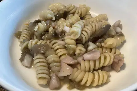 Tono su tono...